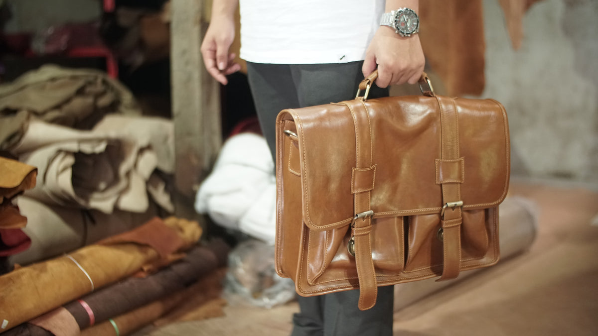 5 Best Brown Men's Leather Work Bags 2023 — High On Leather