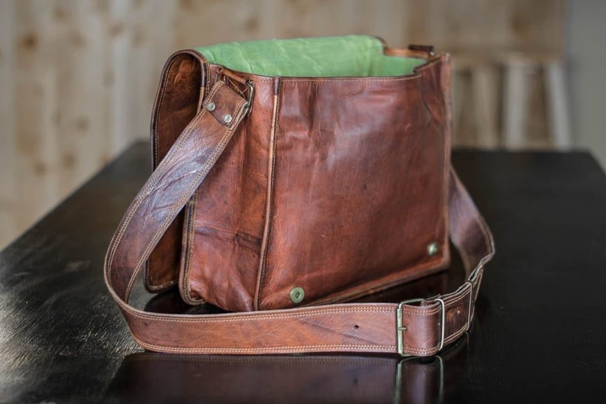Vintage Brown Leather Messenger Bag 15
