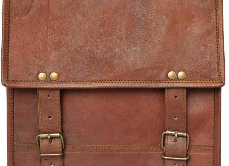 No. 11 Pouch - Handmade Leather Tablet Accessory
